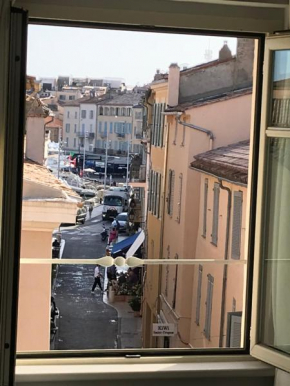 Superbe appartement de 4 chambres, centre Saint Tropez, à 2 pas du port